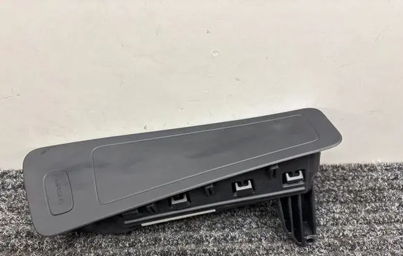 Porsche Macan (95B) Seat airbag 95B880442 310834099R64A T95B366