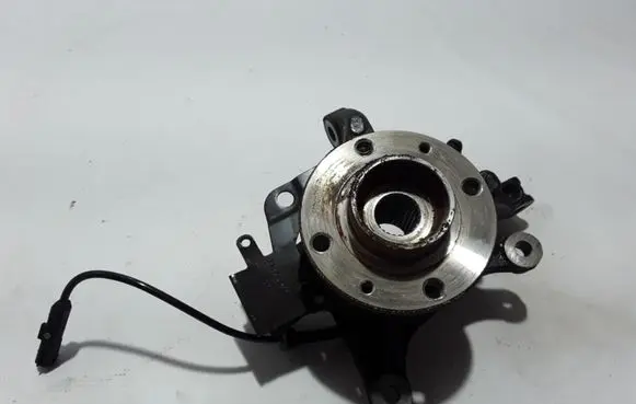 Renault Captur Front wheel hub 400146736R