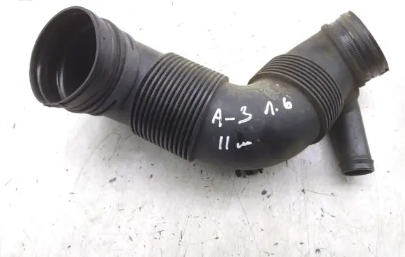 Audi A3 S3 A3 Sportback 8P Air intake duct part 3C0129654 446196604