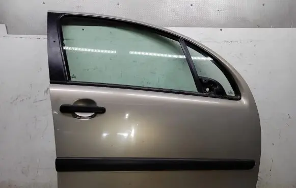 Citroen C3 Front door