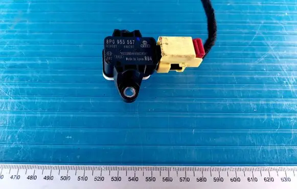Audi A4 S4 B6 8E 8H Airbag deployment crash/impact sensor 8P0955557