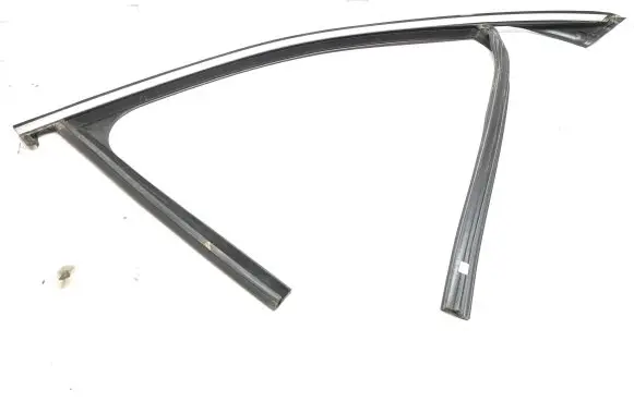 BMW X2 F39 Front door glass trim molding 7420808 DA11220