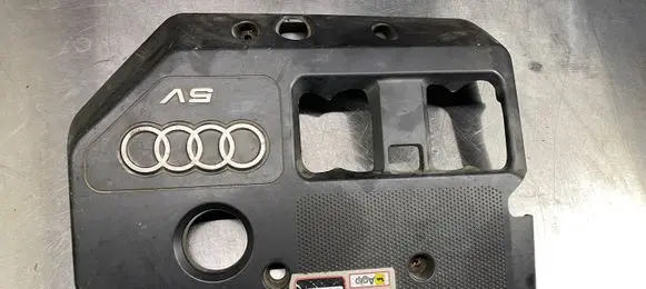 Audi A3 S3 8L Engine cover (trim) 06A103925J 8584