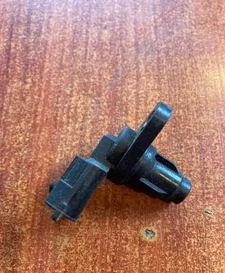 Hyundai i40 Camshaft position sensor 393002A000 9024040002
