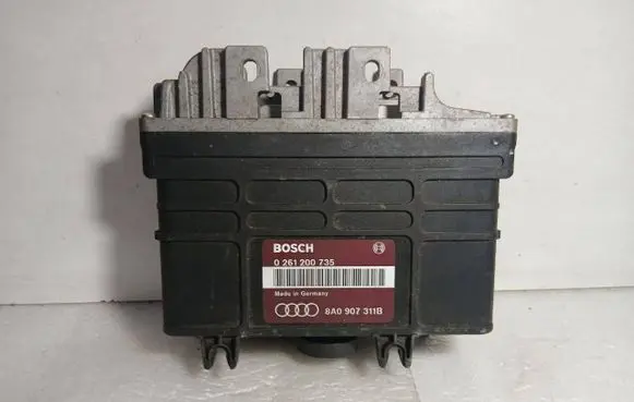 Audi 80 90 S2 B4 Engine control unit/module 0261200735 8A0907311B