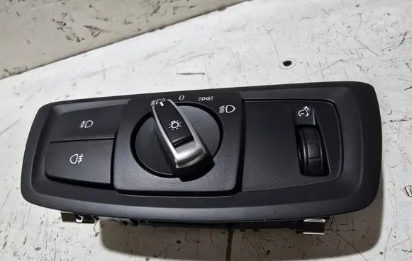 BMW X1 F48 F49 Light switch 6847524 18347910 305496762100D