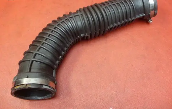 Opel Movano B Air intake hose/pipe