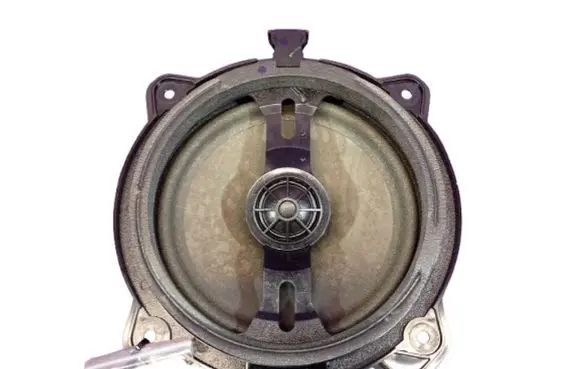Audi A3 S3 A3 Sportback 8P Front door speaker