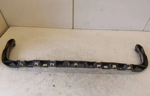Volkswagen PASSAT B6 Rear bumper mounting bracket 3C9807863