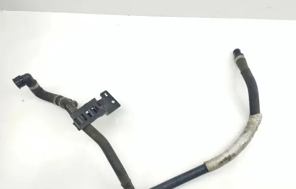 Mercedes-Benz B W246 W242 Engine coolant pipe/hose