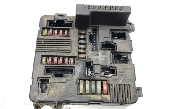 Renault Megane II Other control units/modules 8200262385A