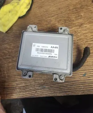 Opel Meriva B Engine control unit/module 12647212 12642927 86A4N5A135400RN