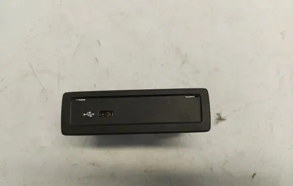Mercedes-Benz GLA H247 USB socket connector A2478203902