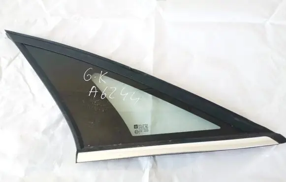 Opel Vectra C Rear side window 