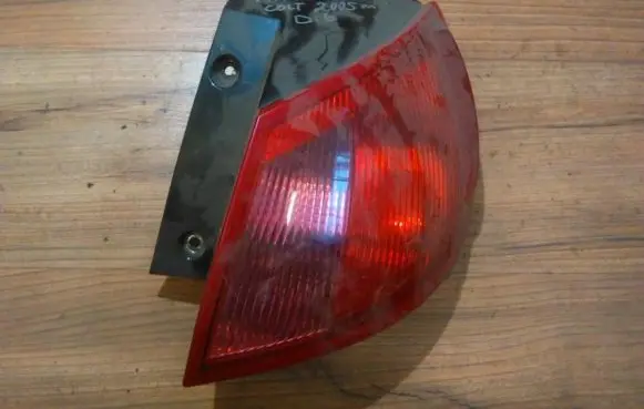 Mitsubishi Colt Rear/tail lights mr957366 27.85.02.02