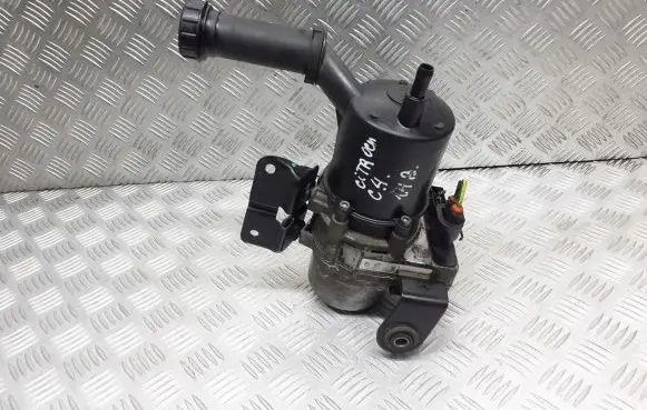 Citroen C4 I Power steering pump 9686925480