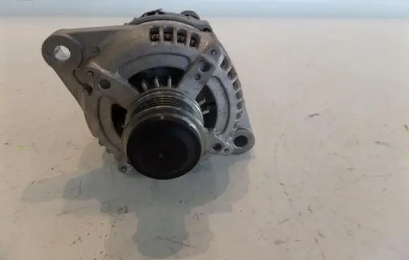 Fiat 500X Generator/alternator 51931432