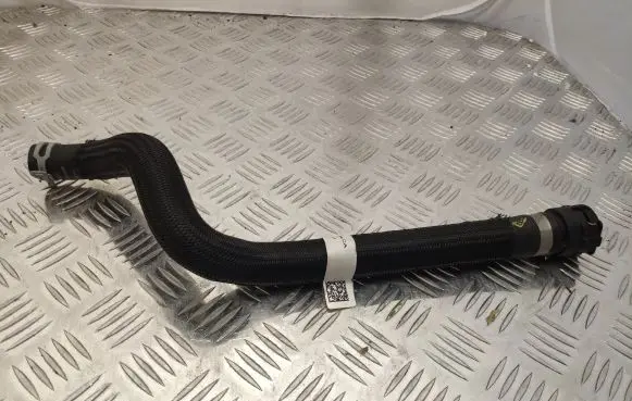 Land Rover Discovery Sport Engine coolant pipe/hose K8D28B504CA