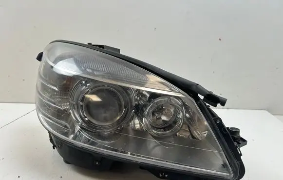 Mercedes-Benz C W204 Headlight/headlamp A2048200259 A2048700126