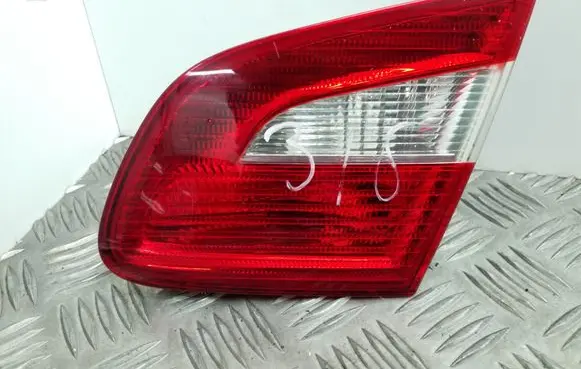 Skoda Superb B6 (3T) Tailgate rear/tail lights 3T5945094