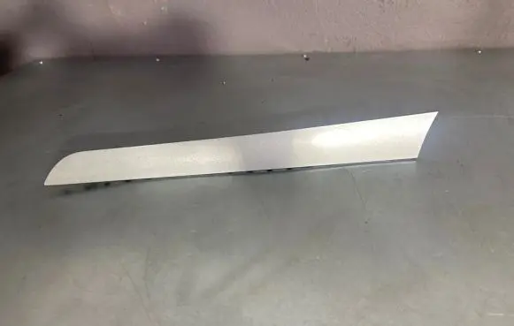 Audi A4 S4 B8 8K Front door trim bar 8K0867410
