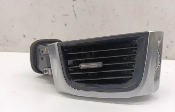 Dashboard side air vent grill/cover trim