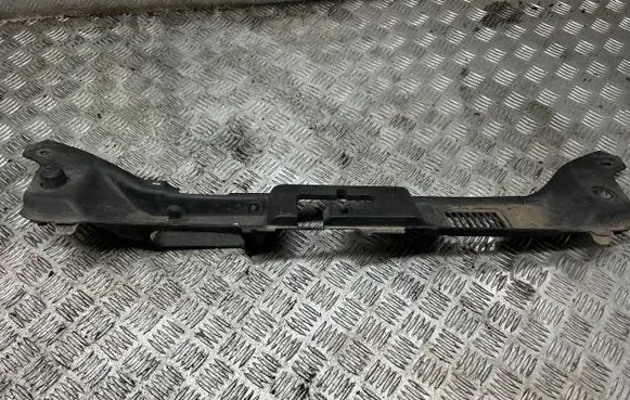 Volvo V50 Top upper radiator support slam panel 31217666