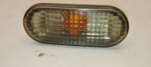 Volkswagen PASSAT B5 Front fender indicator light 3B0949117C