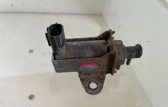 Toyota Avensis Verso Turbo solenoid valve 1397000710 2581927030