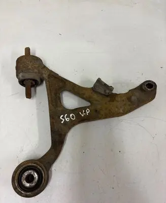 Volvo S60 Front lower control arm/wishbone 30760814