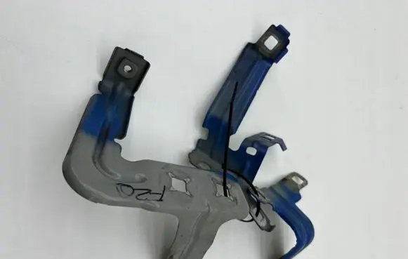 BMW 1 F20 F21 Fender mounting bracket