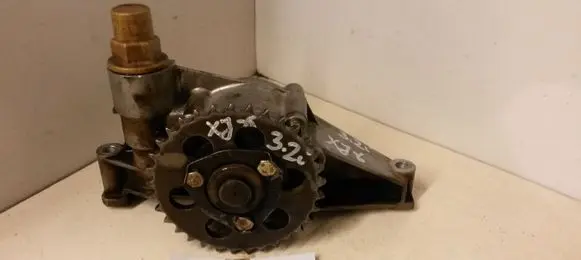 Jaguar XJ X300 Oil pump HE9320048 HE93610065