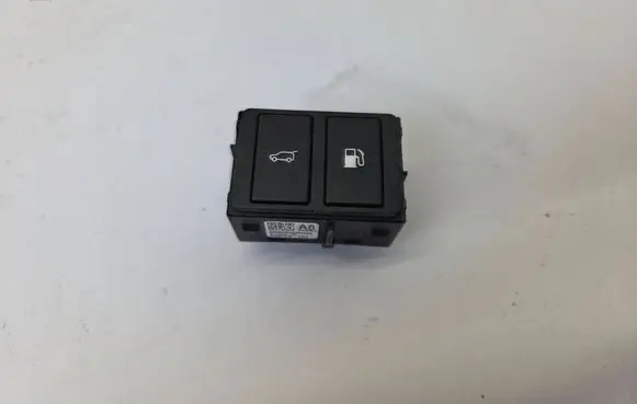 Jaguar F-Pace Tailgate/boot open switch button A8DH9WD