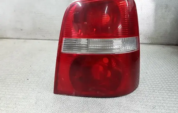 Volkswagen Touran I Rear/tail lights 1T0945096C