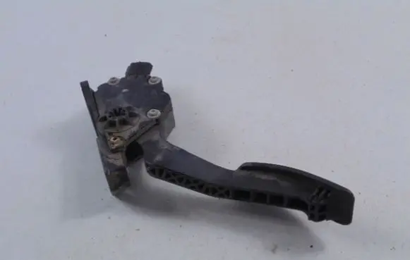 Subaru Outback Accelerator pedal position sensor 36010AG140