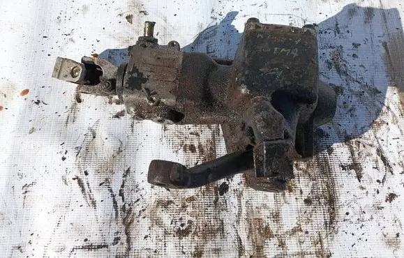 BMW 5 E28 Steering rack 8052955206