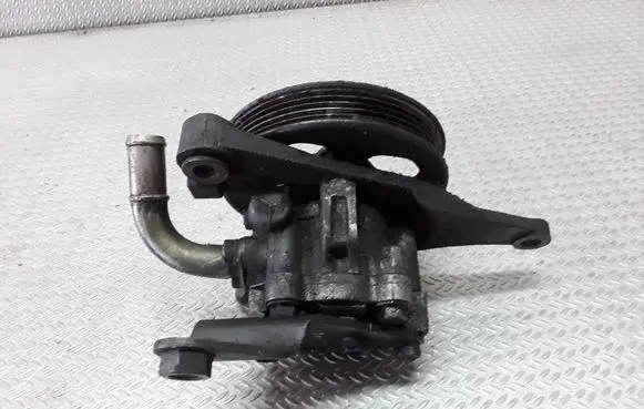 Mazda 626 Power steering pump GA2B32650G