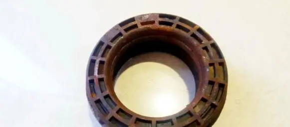 Coil spring mount
