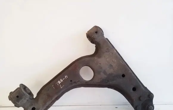Opel Astra H Front lower control arm/wishbone