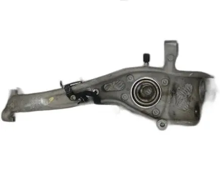 Audi Q7 4M Rear wheel hub