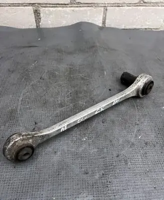Audi A8 S8 D2 4D Rear control arm 4D0501529F