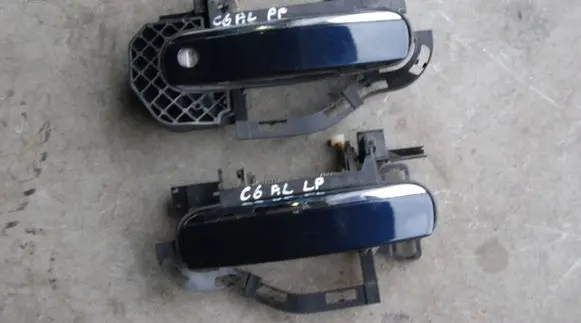 Audi A6 S6 C6 4F Loading door exterior handle/bracket 233KM