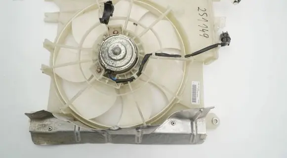 Peugeot 107 Electric radiator cooling fan 163600Q02000 8291105 8240460
