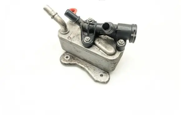 BMW 7 F01 F02 F03 F04 Engine oil radiator 7800408 N4830003