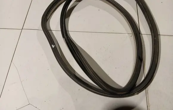 Opel Vectra C Rubber seal rear door 