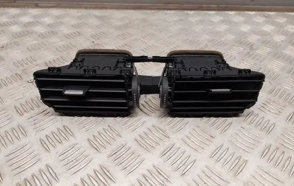 BMW X1 F48 F49 Dash center air vent grill 9292741