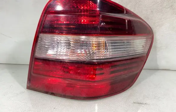 Mercedes-Benz ML W164 Rear/tail lights A1648204064 A1648203264