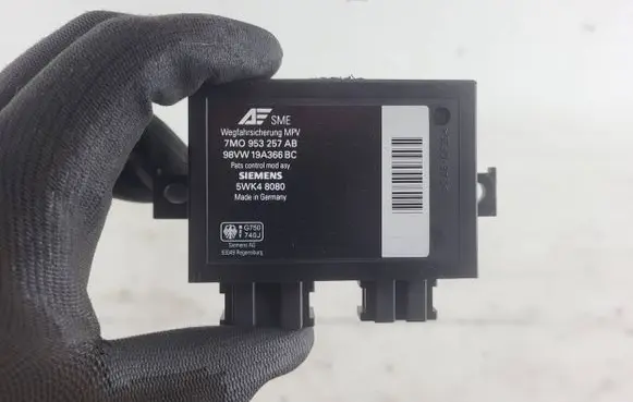 Immobilizer control unit/module