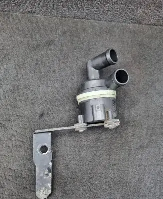 Volkswagen PASSAT B7 Electric auxiliary coolant/water pump 5N0965561A 1K0121093BP