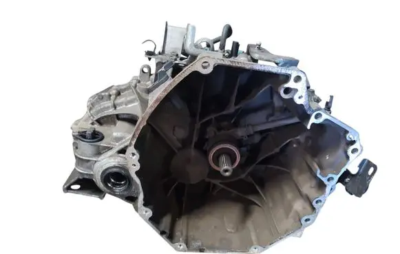 Nissan Qashqai+2 Manual 6 speed gearbox BB60D